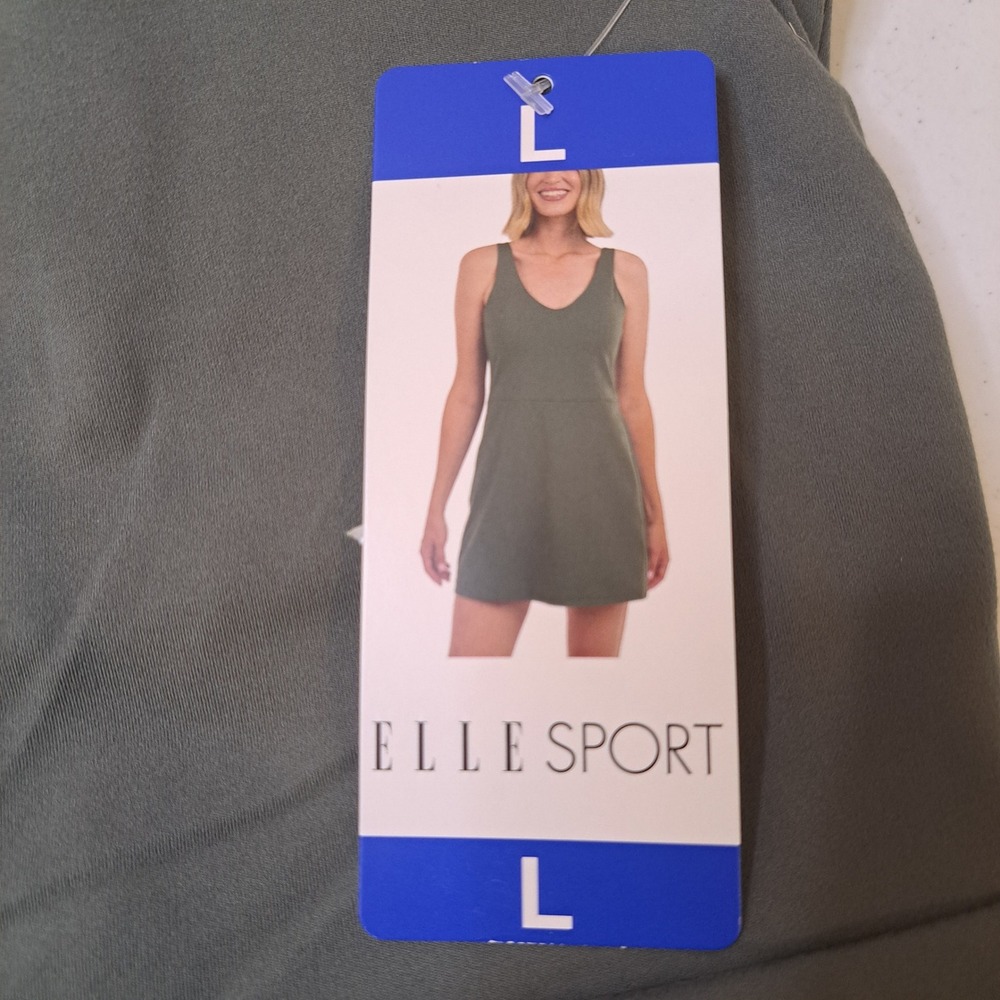 Elle Sport Active Dress Womens L Green NWT Built-in Shorts Pockets 1488-280